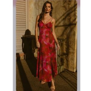 The runway label CALISTA MAXI DRESS-PINK